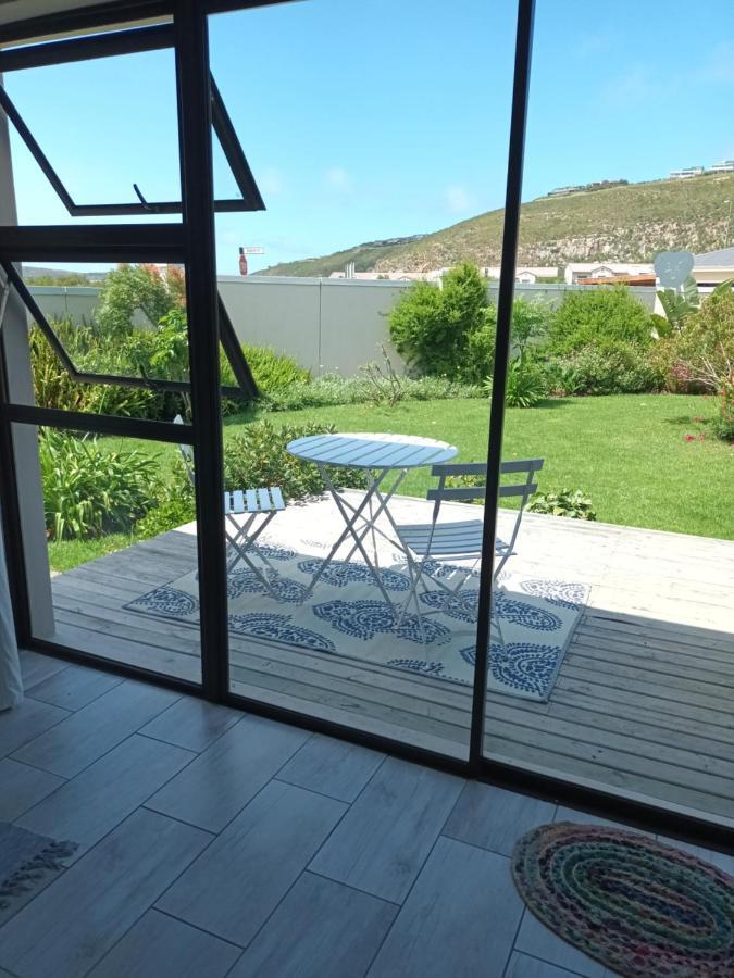 En-Suite, Private Room, Free Wifi In Plett Плеттенберг-Бей Экстерьер фото